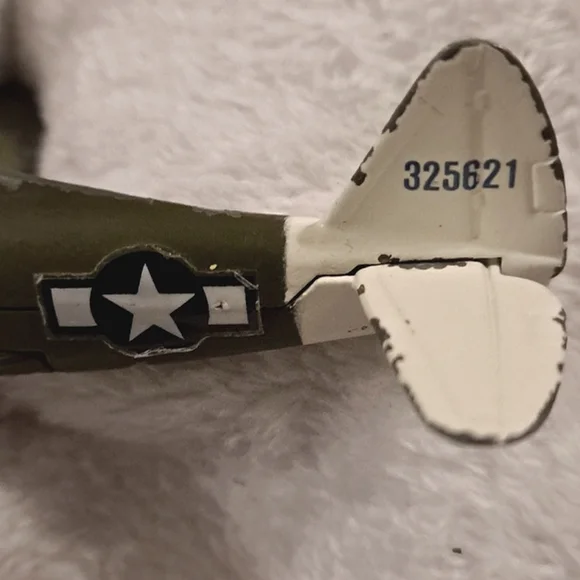 ๐ช Vintage P-47D Diecast Road Champs Thunder Jug Metal Military Aircraft - Picture 10 of 11